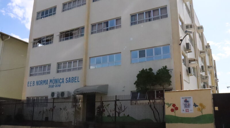 Escola Norma Monica Sabel