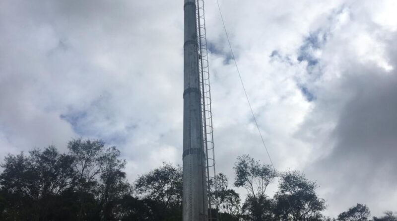 Antena está localizada na rua José Jansen