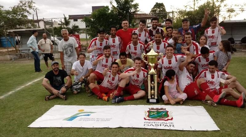 Equipe Vale Parabrisas campeã da edição 2018.